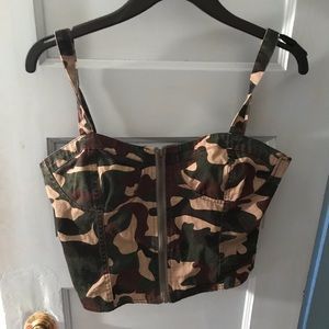 Camo crop